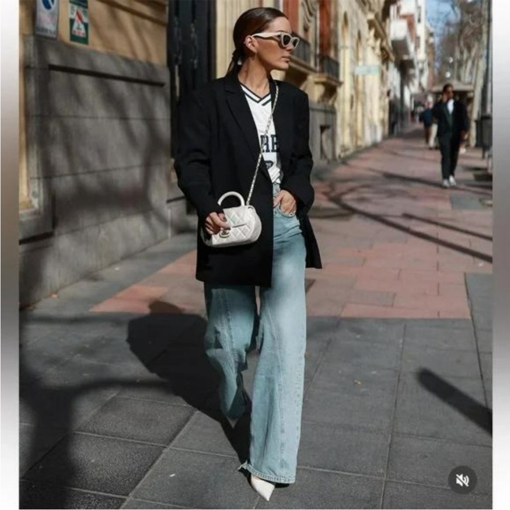 Zara Light Blue Women Jeans - Picture 4 of 9